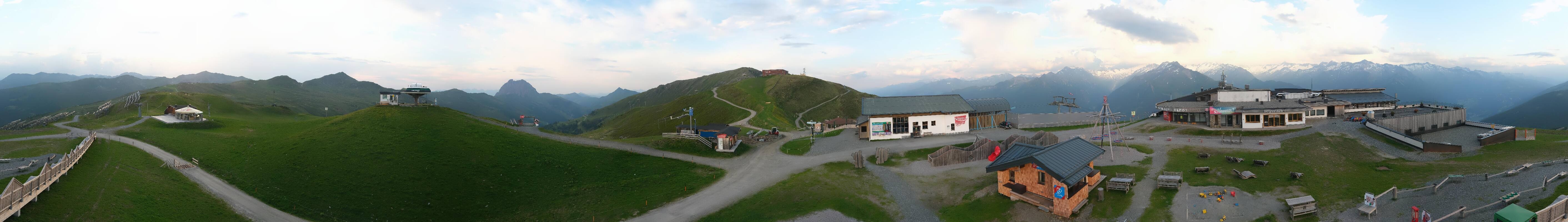 Archiv Foto Webcam Wildkogel-Arena: Ausblick Wildkogelbahn Bergstation