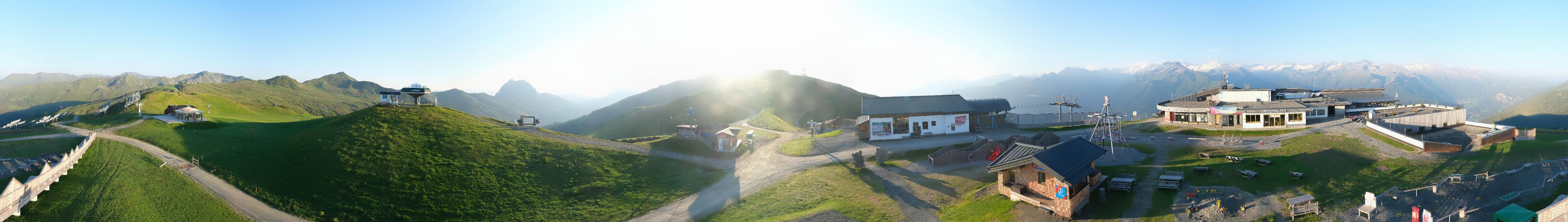 Archived image Webcam Wildkogel-Arena: Wildkogel gondola