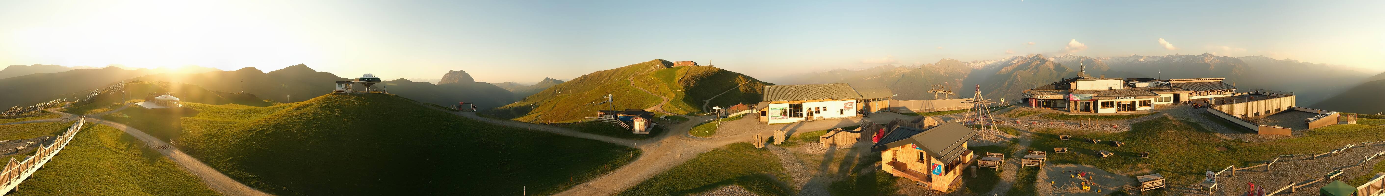 Archived image Webcam Wildkogel-Arena: Wildkogel gondola