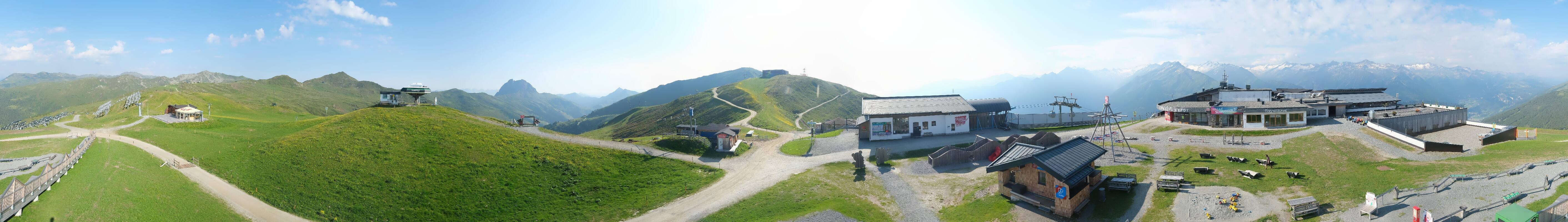 Archived image Webcam Wildkogel-Arena: Wildkogel gondola