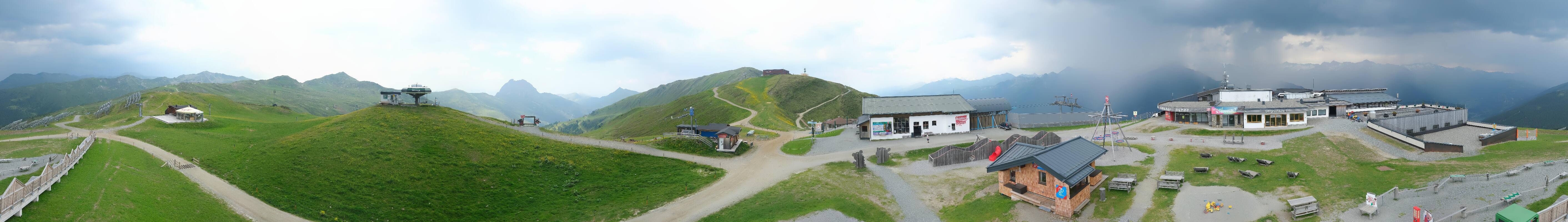 Archived image Webcam Wildkogel-Arena: Wildkogel gondola