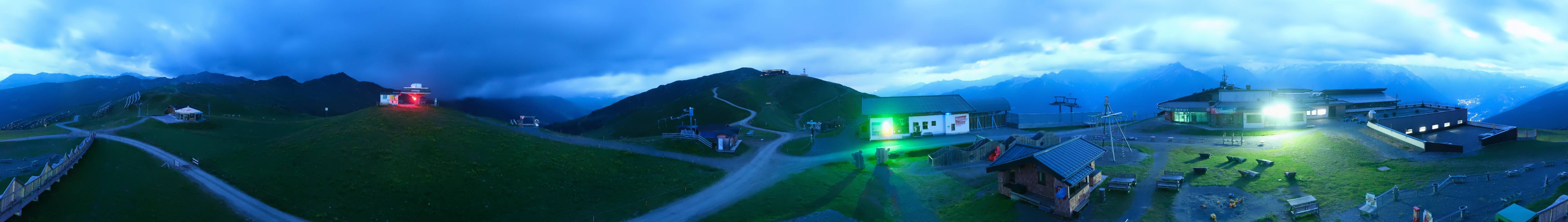 Archiv Foto Webcam Wildkogel-Arena: Ausblick Wildkogelbahn Bergstation
