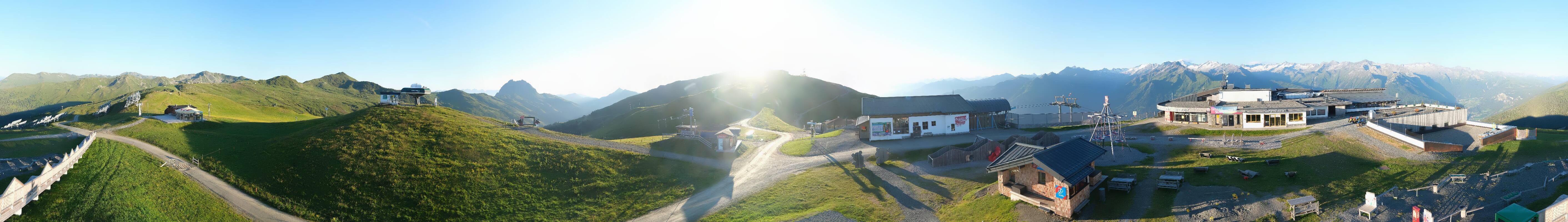 Archived image Webcam Wildkogel-Arena: Wildkogel gondola