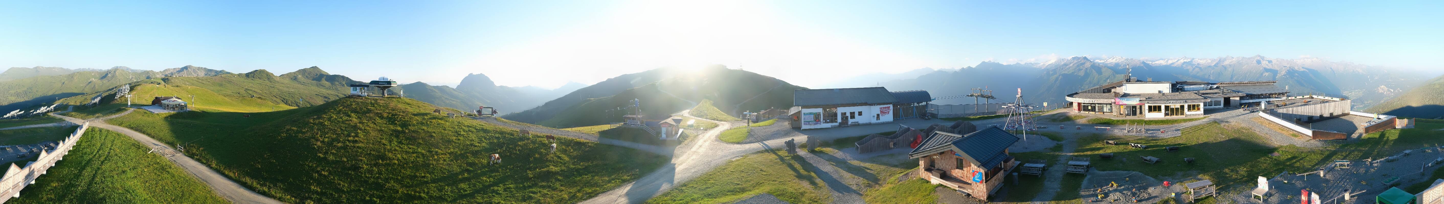 Archived image Webcam Wildkogel-Arena: Wildkogel gondola