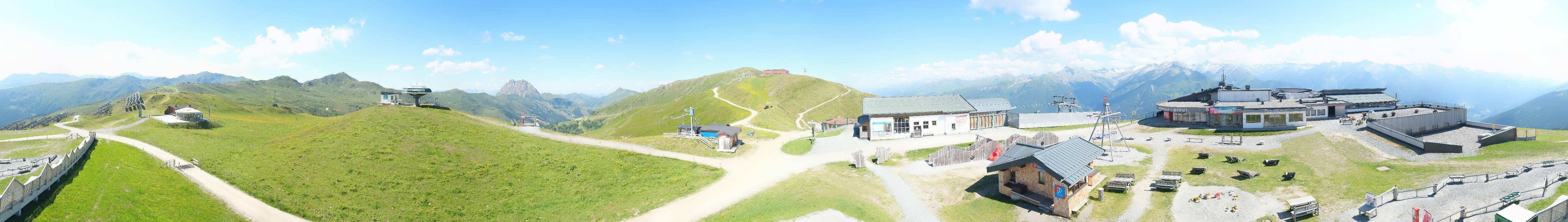 Archived image Webcam Wildkogel-Arena: Wildkogel gondola