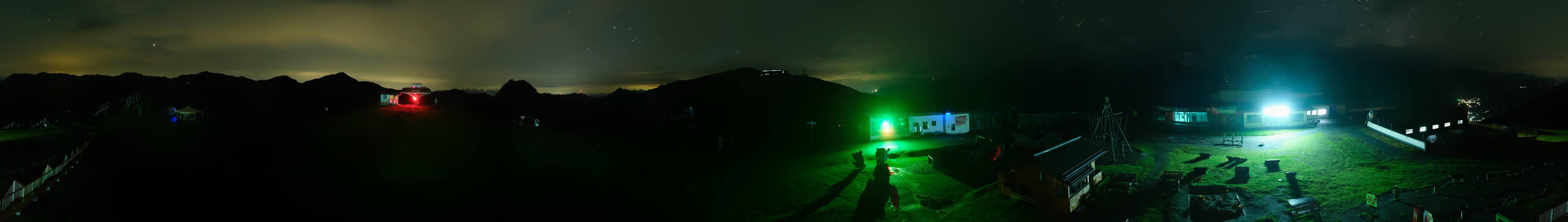 Archived image Webcam Wildkogel-Arena: Wildkogel gondola