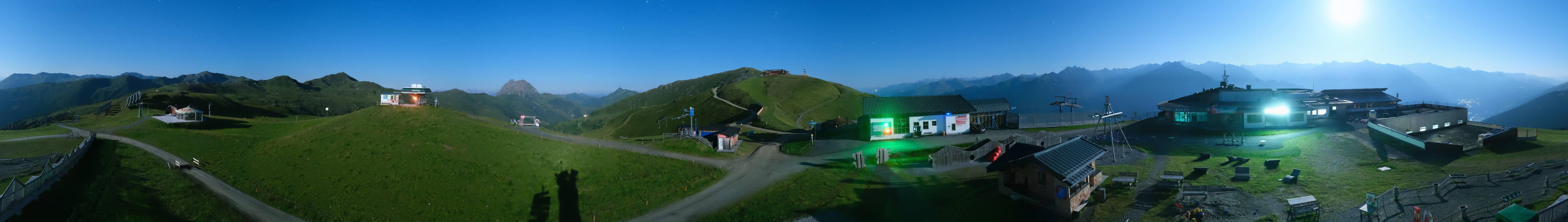 Archived image Webcam Wildkogel-Arena: Wildkogel gondola