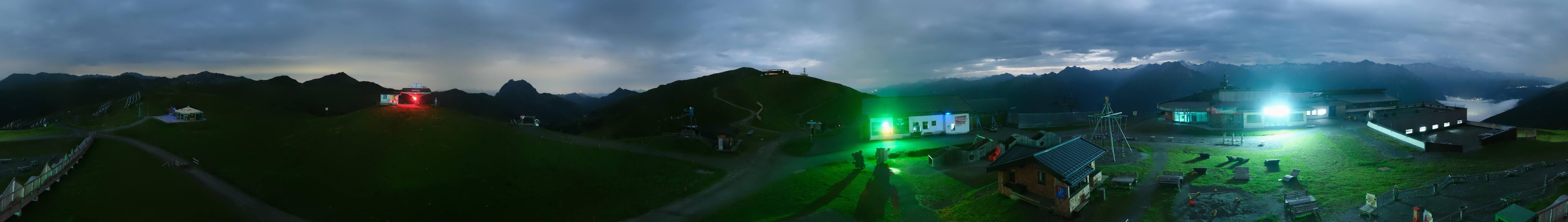 Archiv Foto Webcam Wildkogel-Arena: Ausblick Wildkogelbahn Bergstation