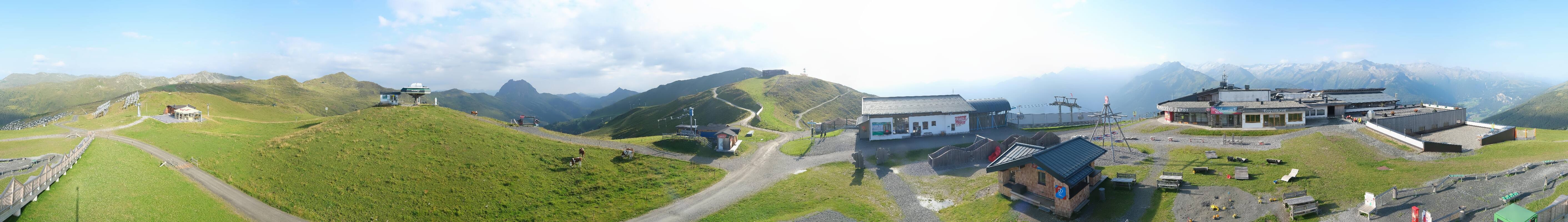Archived image Webcam Wildkogel-Arena: Wildkogel gondola