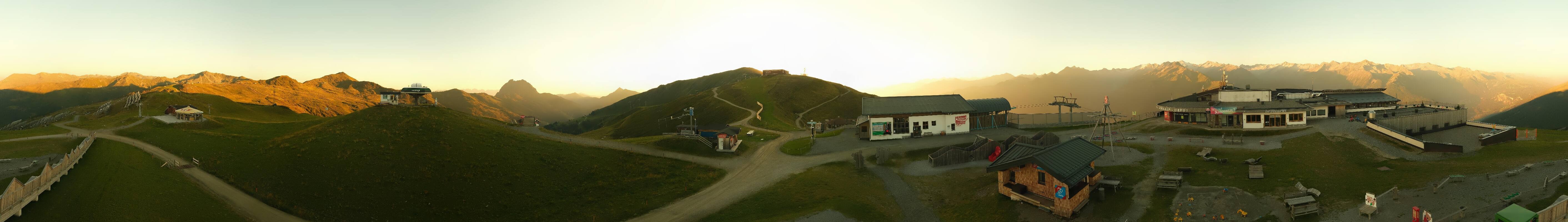 Archiv Foto Webcam Wildkogel-Arena: Ausblick Wildkogelbahn Bergstation