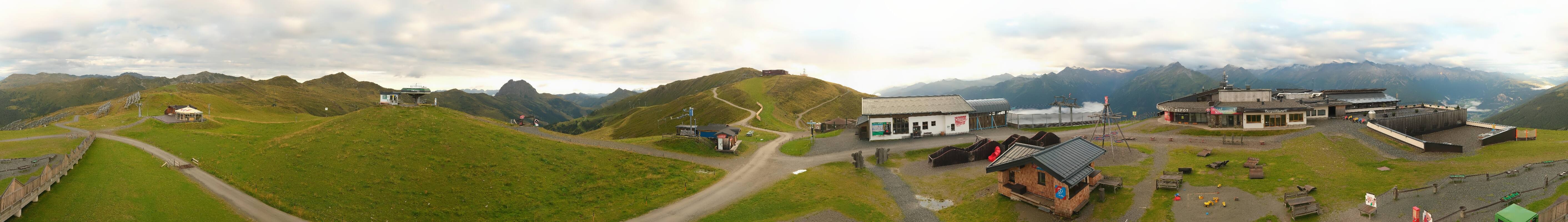 Archived image Webcam Wildkogel-Arena: Wildkogel gondola