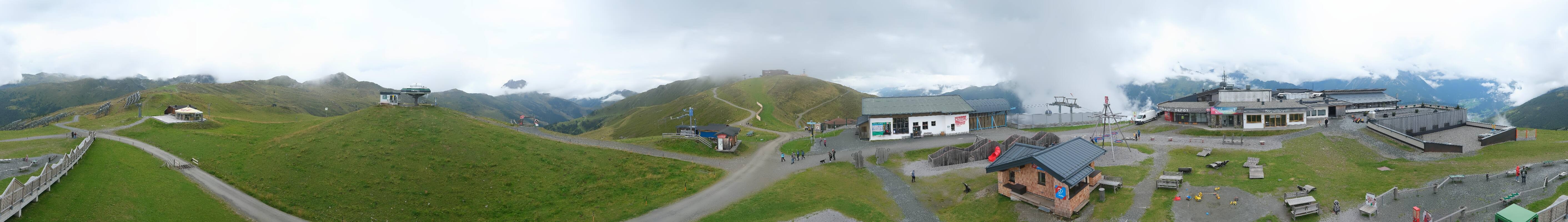 Archived image Webcam Wildkogel-Arena: Wildkogel gondola