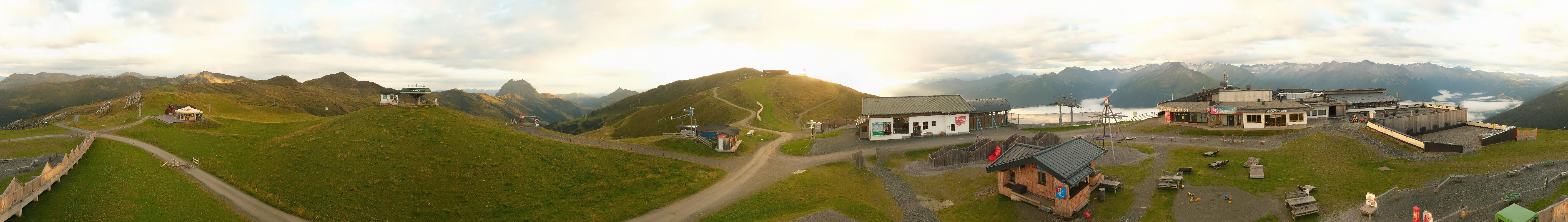 Archiv Foto Webcam Wildkogel-Arena: Ausblick Wildkogelbahn Bergstation
