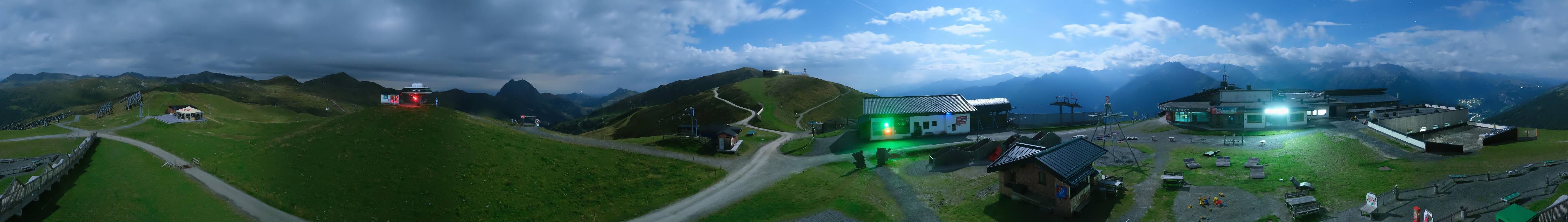 Archiv Foto Webcam Wildkogel-Arena: Ausblick Wildkogelbahn Bergstation