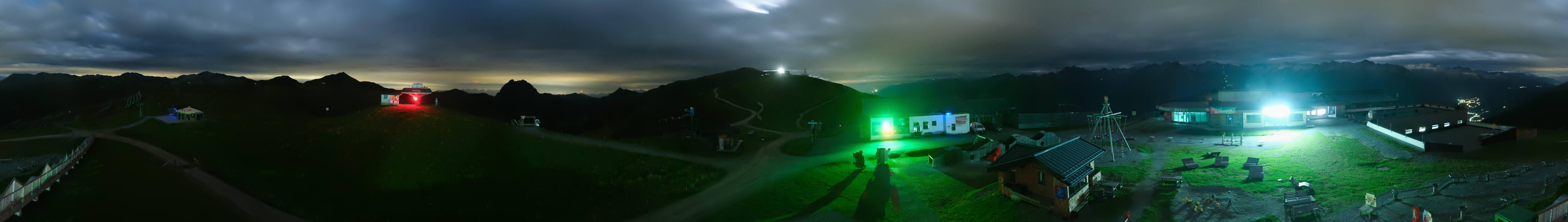 Archiv Foto Webcam Wildkogel-Arena: Ausblick Wildkogelbahn Bergstation