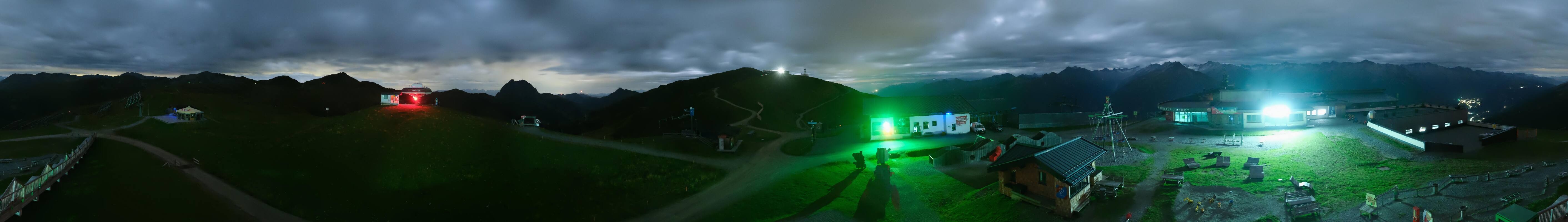 Archiv Foto Webcam Wildkogel-Arena: Ausblick Wildkogelbahn Bergstation