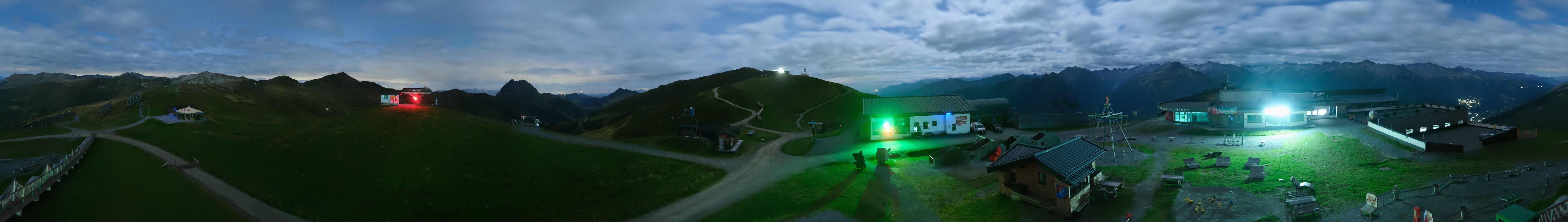 Archiv Foto Webcam Wildkogel-Arena: Ausblick Wildkogelbahn Bergstation