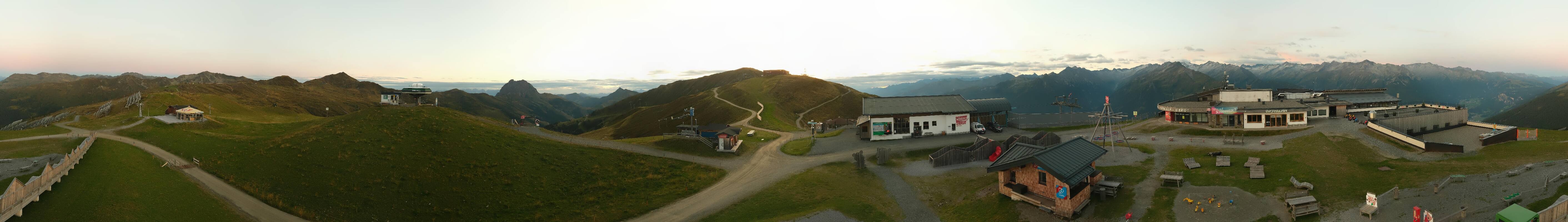 Archiv Foto Webcam Wildkogel-Arena: Ausblick Wildkogelbahn Bergstation