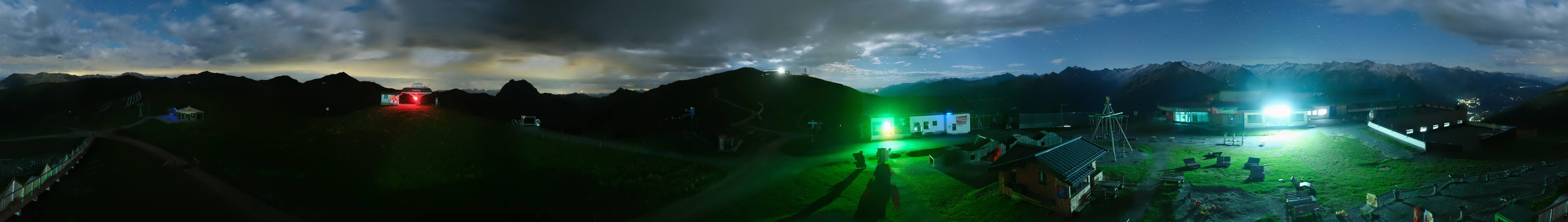 Archiv Foto Webcam Wildkogel-Arena: Ausblick Wildkogelbahn Bergstation