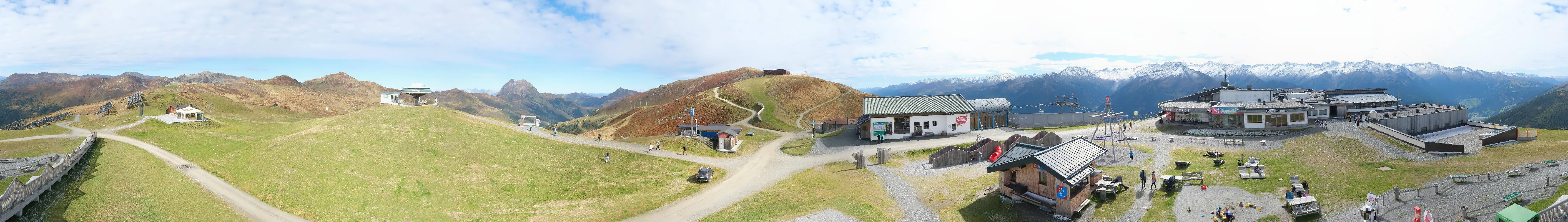 Archived image Webcam Wildkogel-Arena: Wildkogel gondola