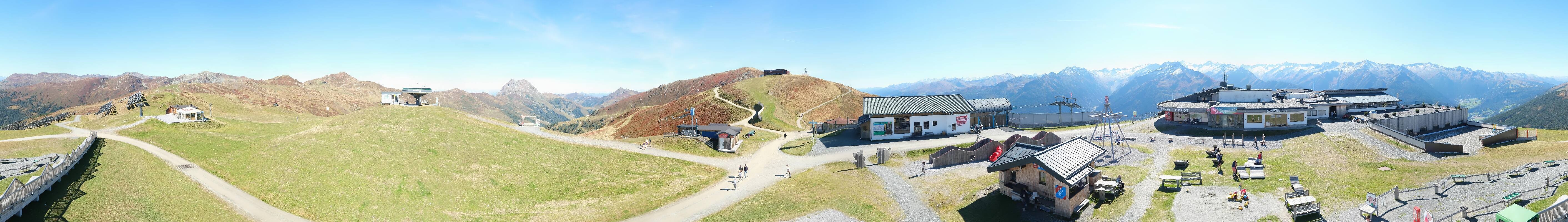 Archived image Webcam Wildkogel-Arena: Wildkogel gondola