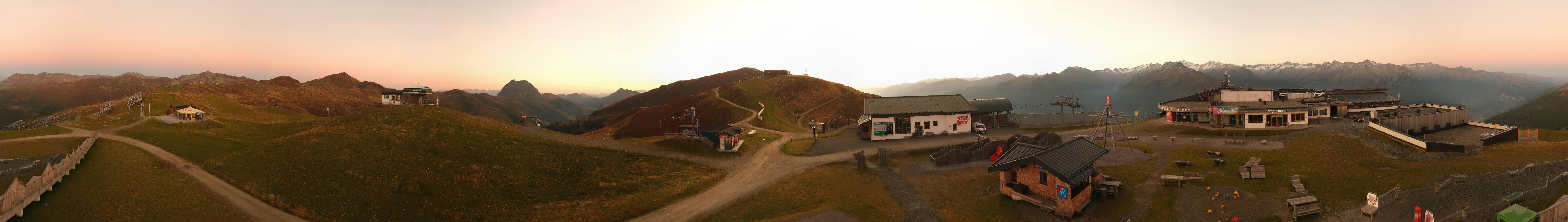 Archiv Foto Webcam Wildkogel-Arena: Ausblick Wildkogelbahn Bergstation