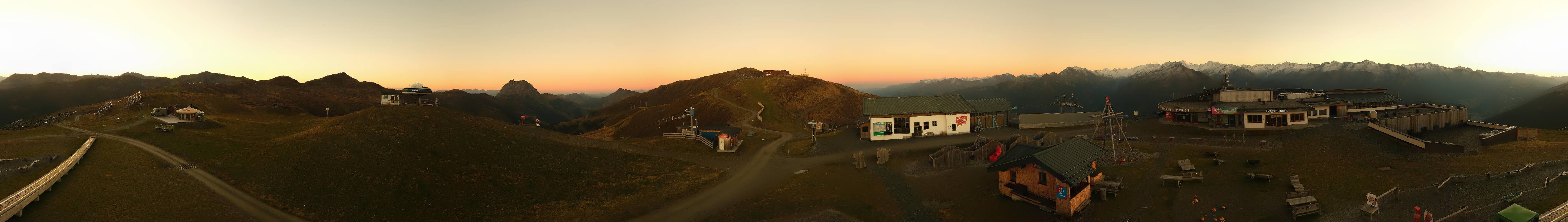 Archiv Foto Webcam Wildkogel-Arena: Ausblick Wildkogelbahn Bergstation
