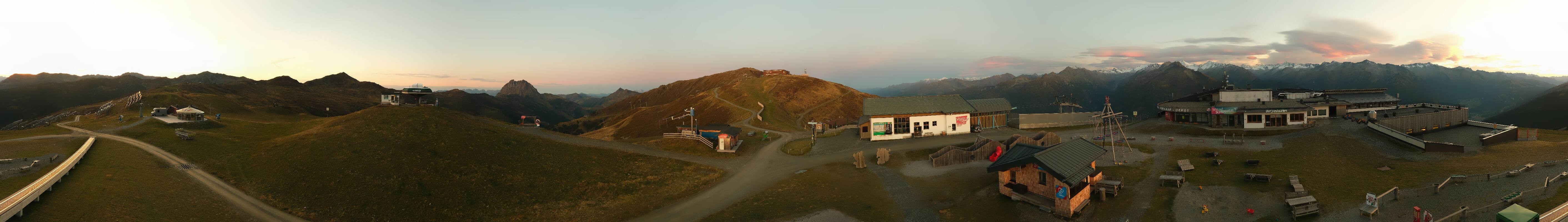 Archiv Foto Webcam Wildkogel-Arena: Ausblick Wildkogelbahn Bergstation