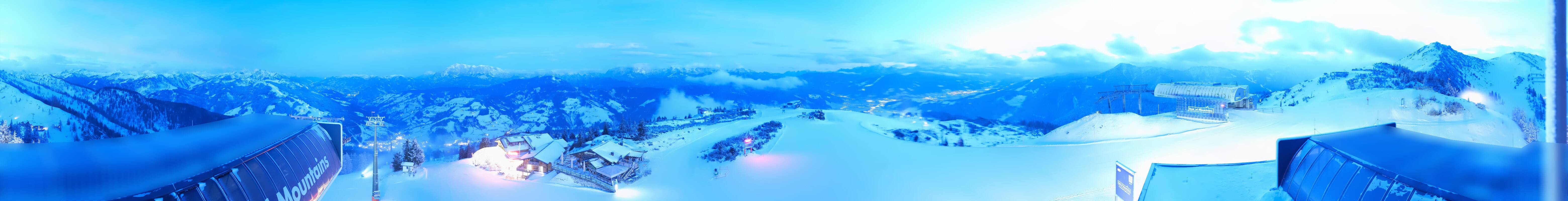 Archiv Foto Webcam Wagrain Grießenkareck - Bergstation Flying Mozart