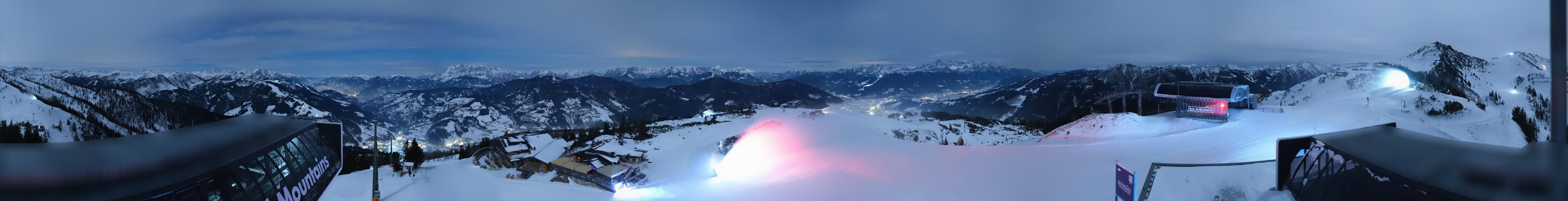 Archiv Foto Webcam Wagrain Grießenkareck - Bergstation Flying Mozart