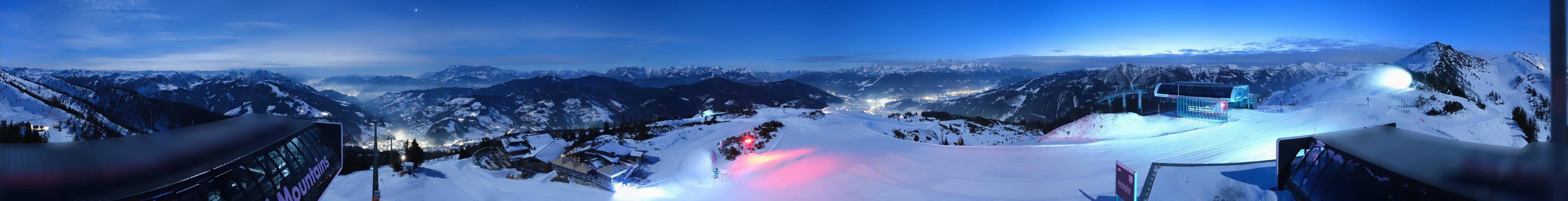 Archiv Foto Webcam Wagrain Grießenkareck - Bergstation Flying Mozart