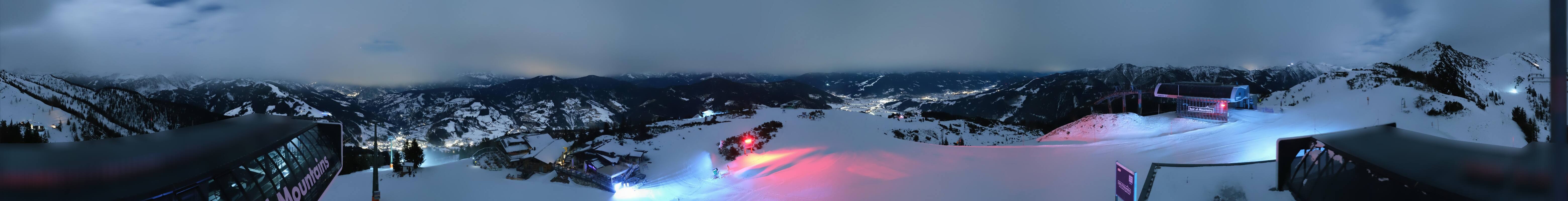 Archiv Foto Webcam Wagrain Grießenkareck - Bergstation Flying Mozart