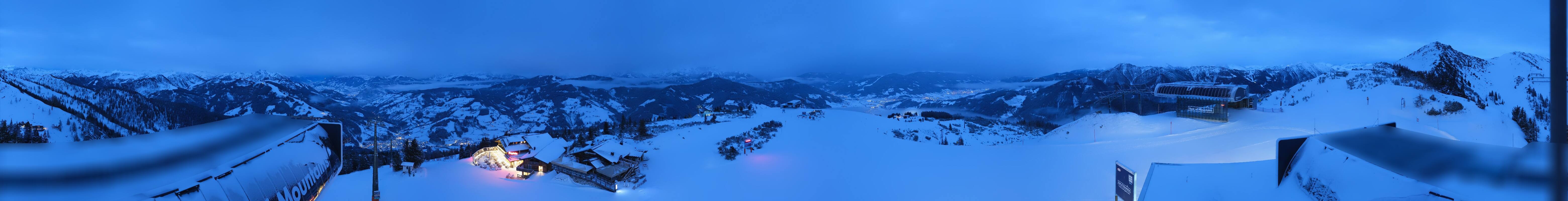 Archiv Foto Webcam Wagrain Grießenkareck - Bergstation Flying Mozart