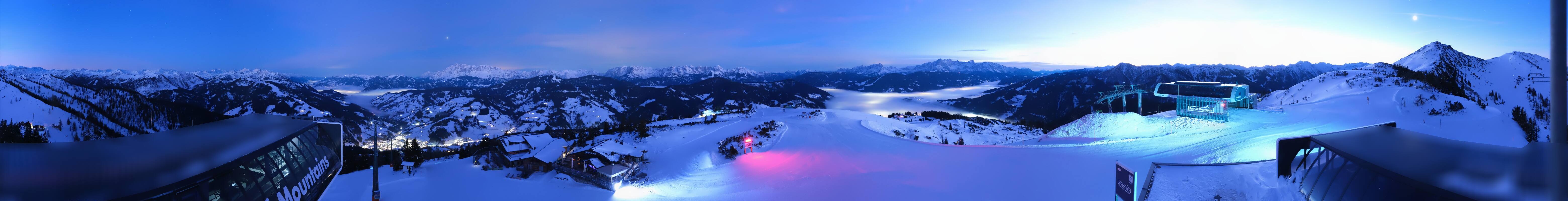 Archiv Foto Webcam Wagrain Grießenkareck - Bergstation Flying Mozart