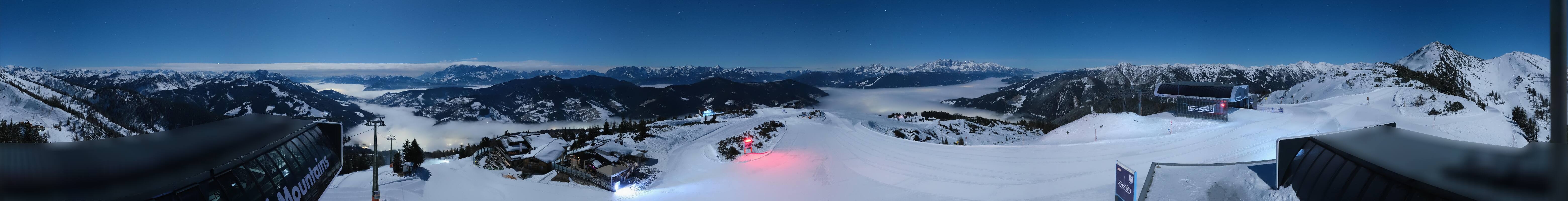 Archiv Foto Webcam Wagrain Grießenkareck - Bergstation Flying Mozart