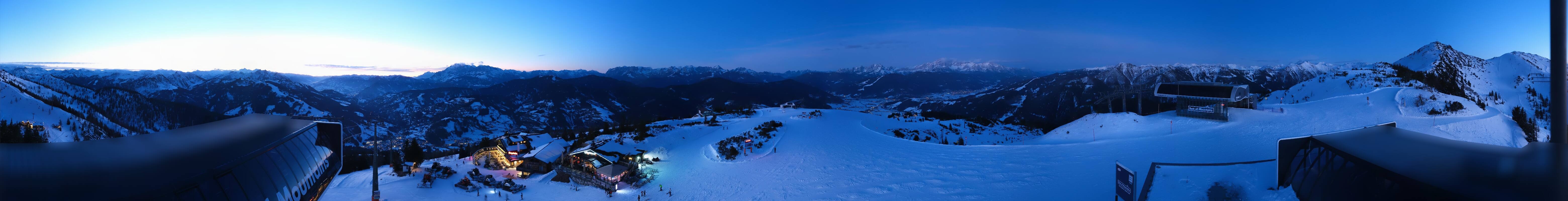 Archiv Foto Webcam Wagrain Grießenkareck - Bergstation Flying Mozart
