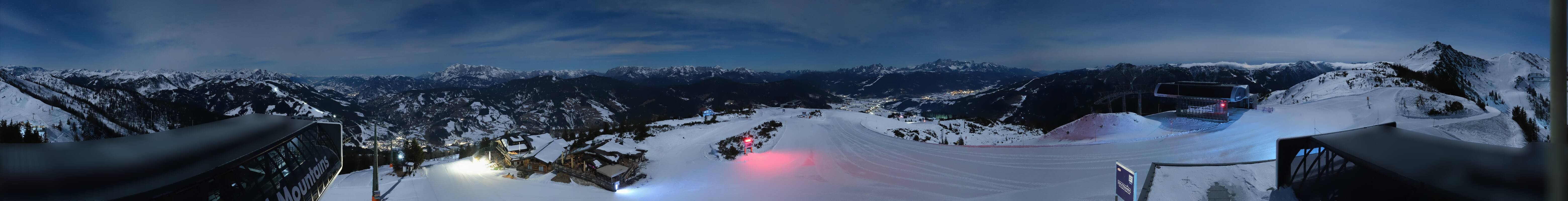 Archiv Foto Webcam Wagrain Grießenkareck - Bergstation Flying Mozart