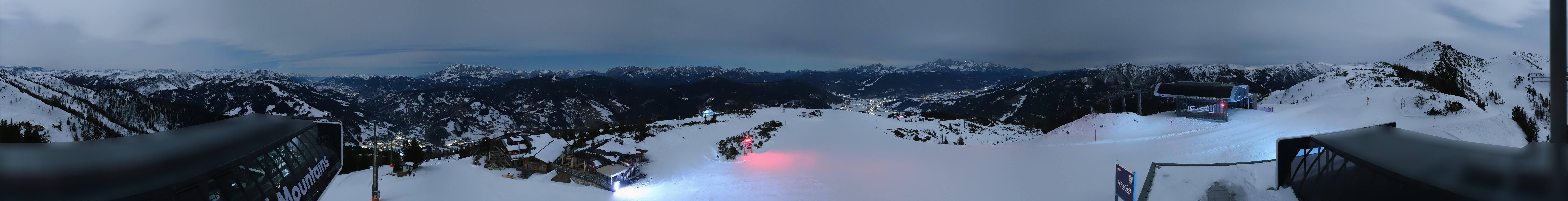 Archiv Foto Webcam Wagrain Grießenkareck - Bergstation Flying Mozart