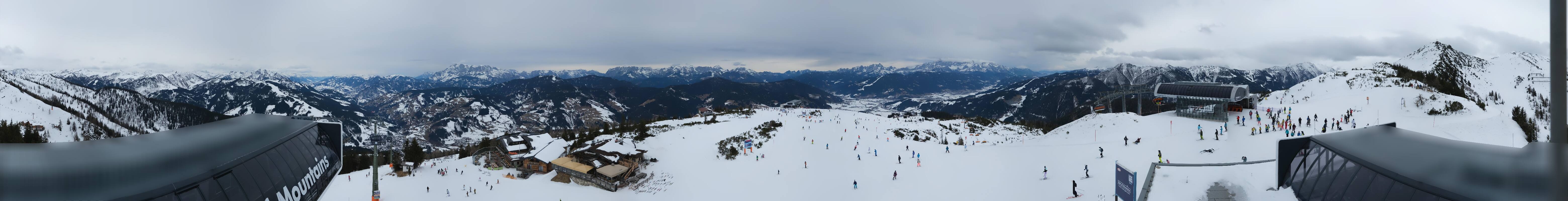 Archiv Foto Webcam Wagrain Grießenkareck - Bergstation Flying Mozart