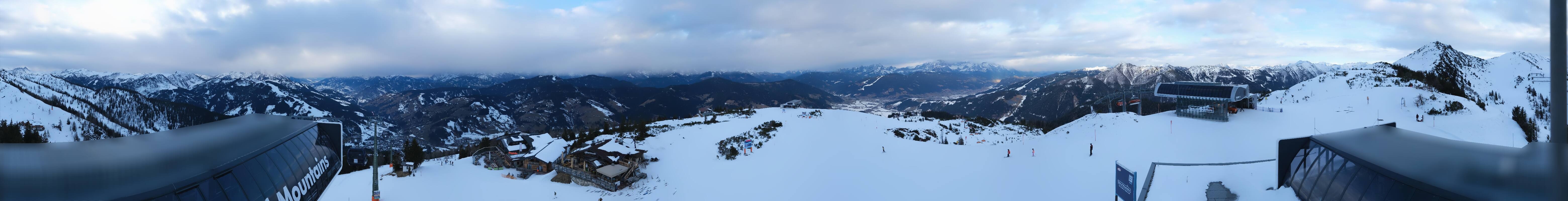 Archiv Foto Webcam Wagrain Grießenkareck - Bergstation Flying Mozart