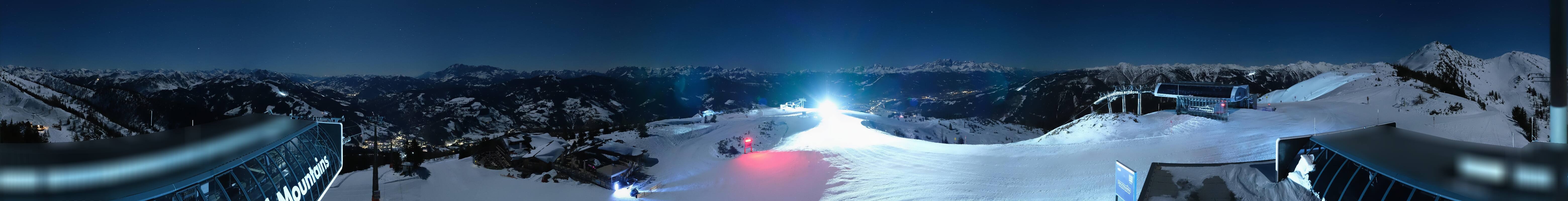 Archiv Foto Webcam Wagrain Grießenkareck - Bergstation Flying Mozart