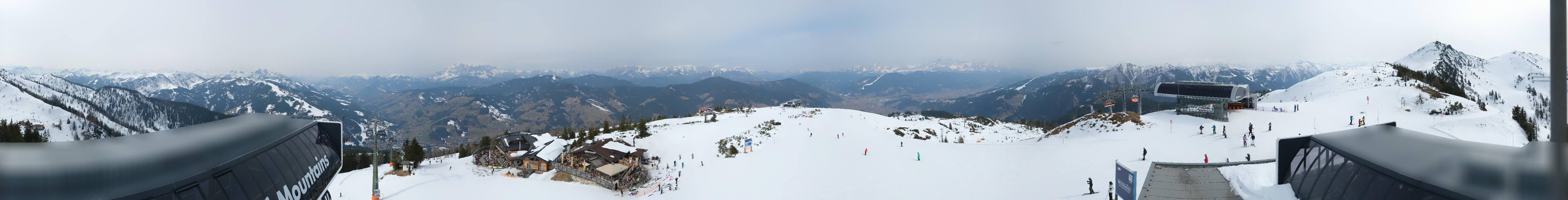 Archiv Foto Webcam Wagrain Grießenkareck - Bergstation Flying Mozart