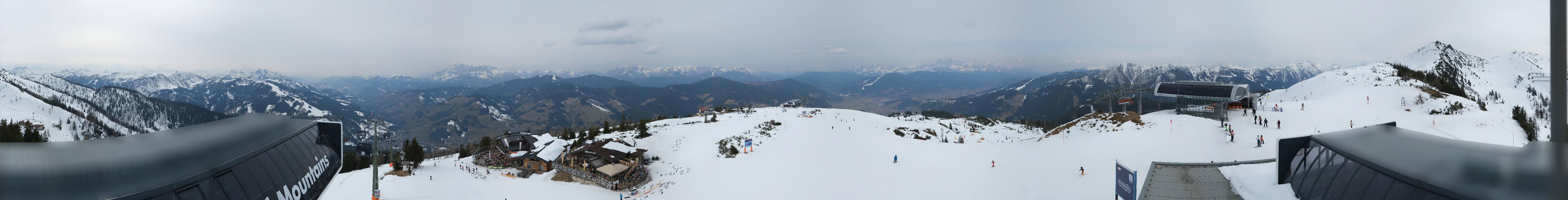 Archiv Foto Webcam Wagrain Grießenkareck - Bergstation Flying Mozart