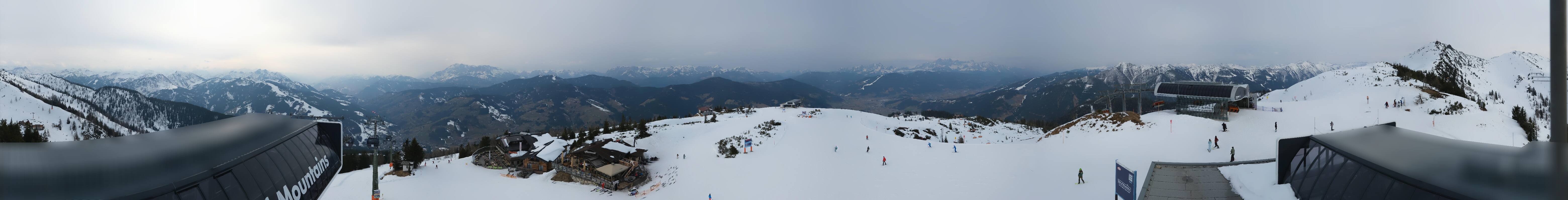 Archiv Foto Webcam Wagrain Grießenkareck - Bergstation Flying Mozart