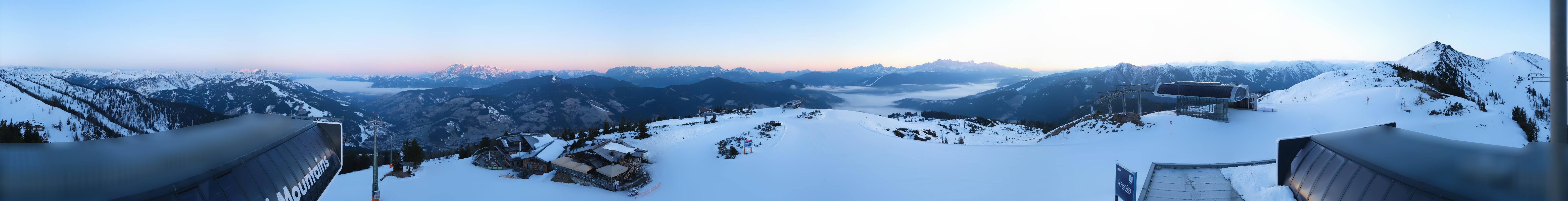 Archiv Foto Webcam Wagrain Grießenkareck - Bergstation Flying Mozart
