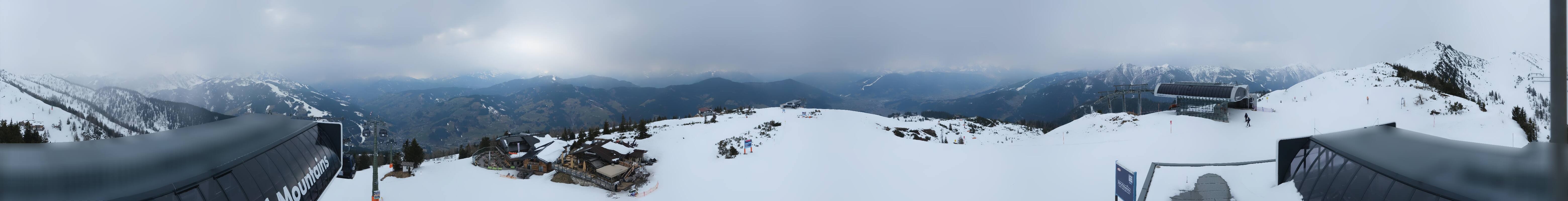 Archiv Foto Webcam Wagrain Grießenkareck - Bergstation Flying Mozart