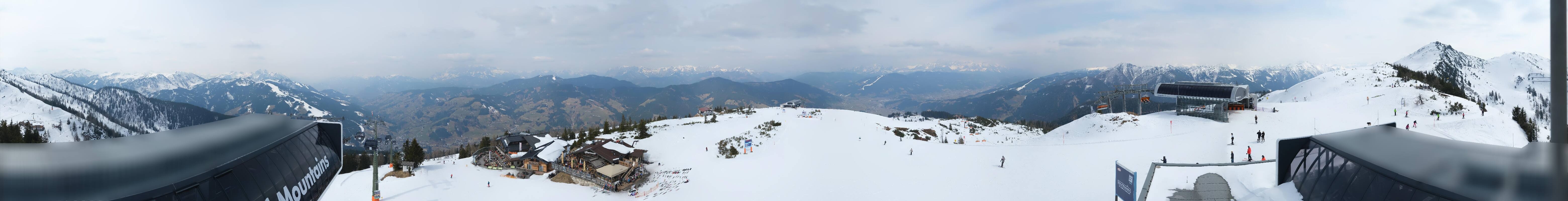Archiv Foto Webcam Wagrain Grießenkareck - Bergstation Flying Mozart