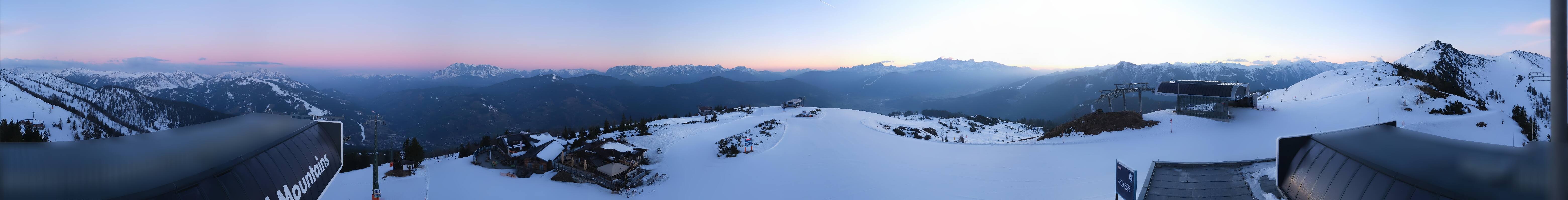 Archiv Foto Webcam Wagrain Grießenkareck - Bergstation Flying Mozart
