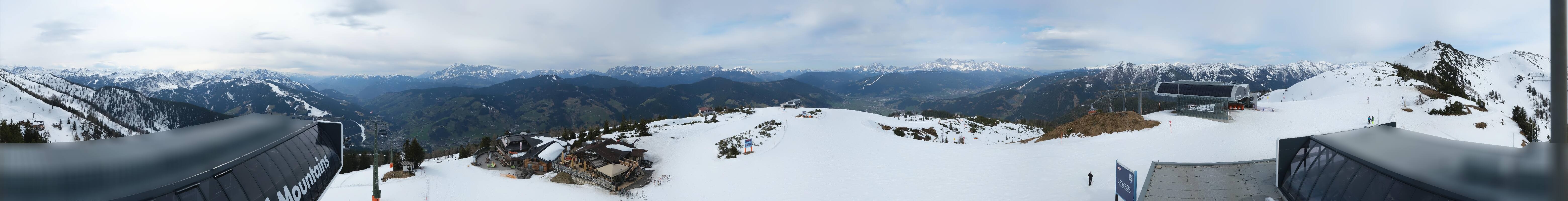 Archiv Foto Webcam Wagrain Grießenkareck - Bergstation Flying Mozart