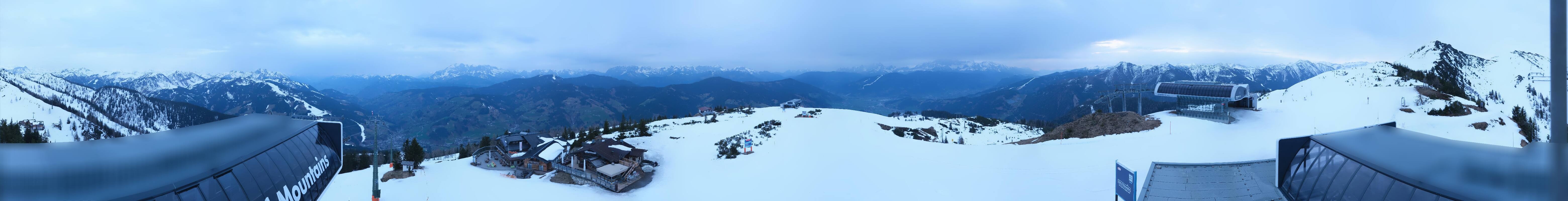 Archiv Foto Webcam Wagrain Grießenkareck - Bergstation Flying Mozart